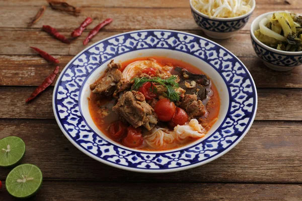 Local Northern Thai Food Rice Noodles Pork Spicy Soup Wood — Stock Photo, Image