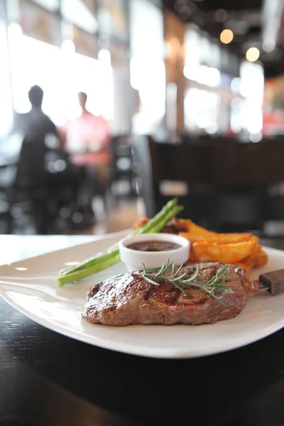 Beef steak — Stock Photo, Image