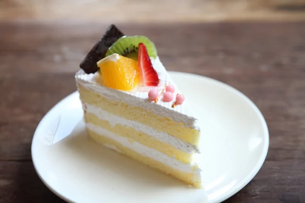 Bolo de frutas coloridas — Fotografia de Stock