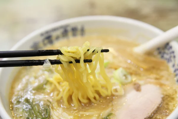 Fideos ranmen comida japonesa —  Fotos de Stock