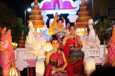 Chiangmai Tayland - Kasım 07: Loy Krathong Festivali, celebr