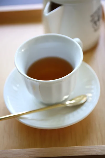 Čajník s pohár — Stock fotografie
