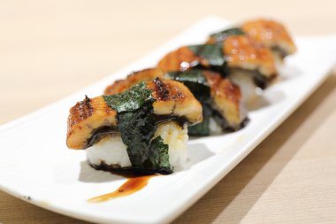yılan balığı (unagi) yılan balığı suşi Japon yemekleri pilav 