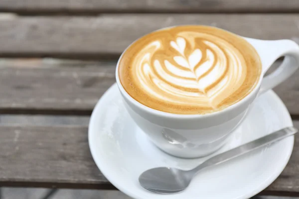 Caffè su fondo legno — Foto Stock