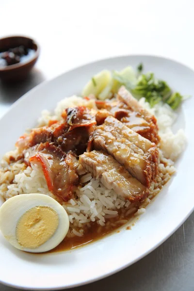 Rice roasted red pork — Stock Photo, Image