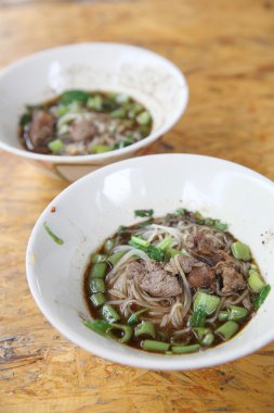 Tay tarzında şehriye