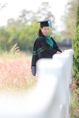 Mezuniyet günü kız