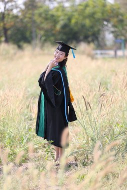 Mezuniyet günü kız