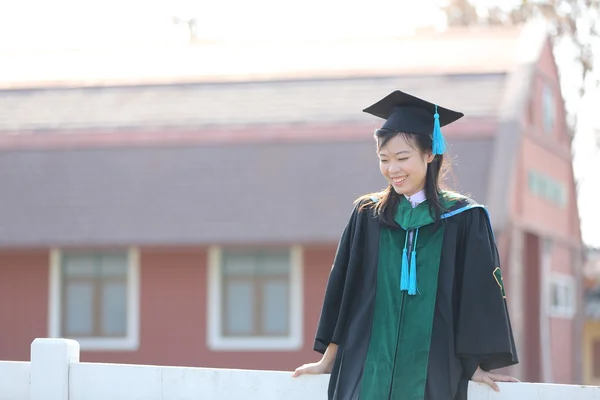 The girl in Graduation day — Stock Photo, Image