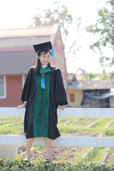 La ragazza in Giorno di Laurea — Foto Stock