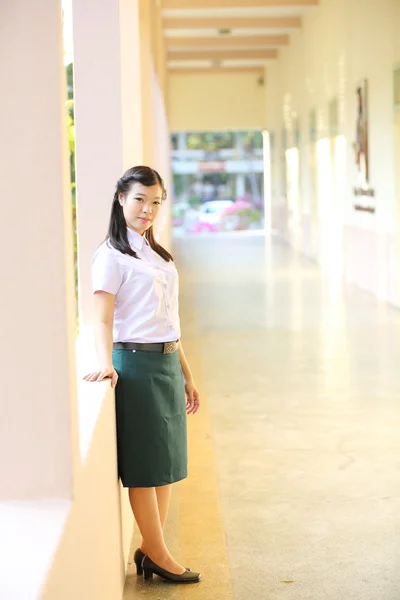 La chica en el día de la graduación —  Fotos de Stock