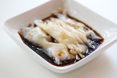 Bahar rulo olarak da bilinen Çin böreği 