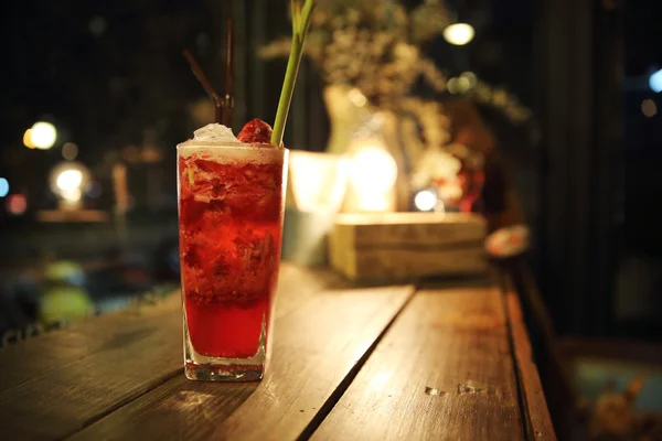 Raspberry cocktail — Stock Photo, Image