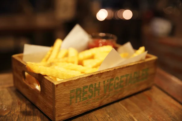 Batatas fritas — Fotografia de Stock