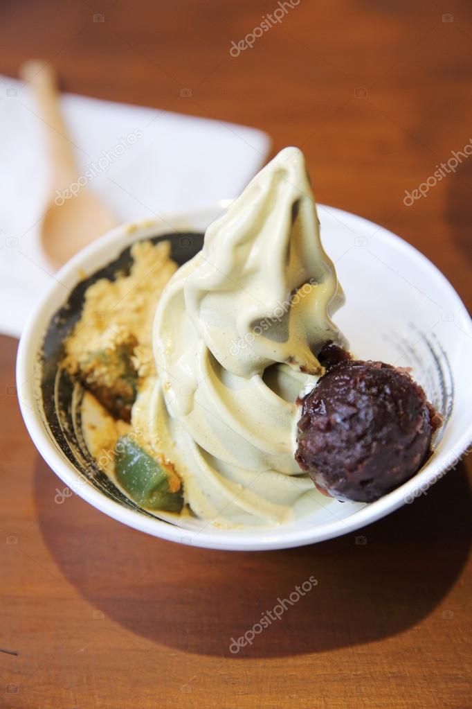 Green Tea soft Cream with Warabi Mochi and Red Bean