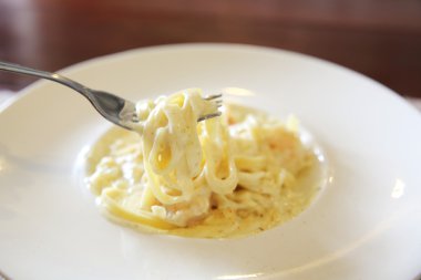 Karidesli Makarna krema sosu