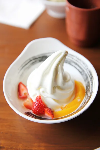 Soft Cream with fruit — Stock Photo, Image