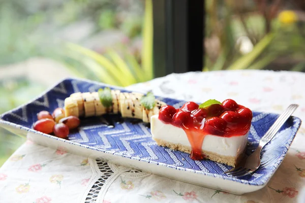 Cherry cheese cake — Stock Photo, Image