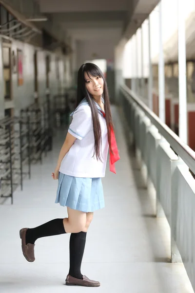 Menina da escola asiática — Fotografia de Stock