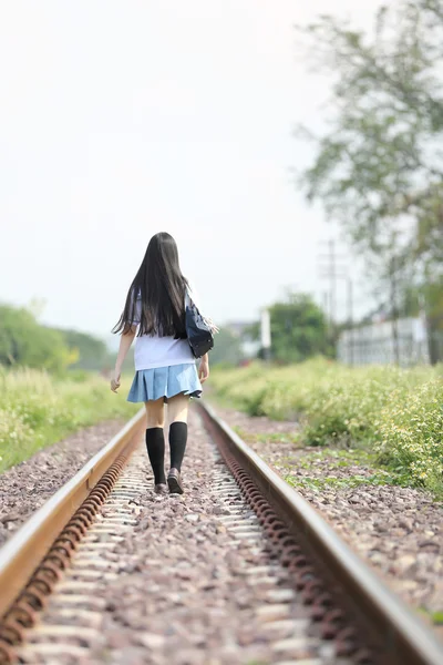 亚洲学校的女孩 — 图库照片