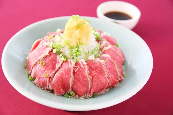 Carne de vită tataki — Fotografie, imagine de stoc