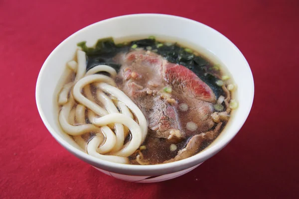 Makaron Udon wołowiny — Zdjęcie stockowe