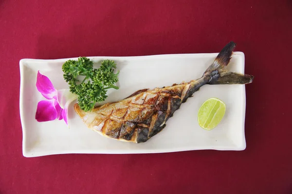 烧烤 mackarel 鱼日本食物 — 图库照片