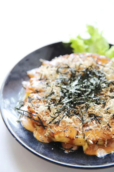 Comida japonesa okonomiyaki, pizza japonesa — Foto de Stock