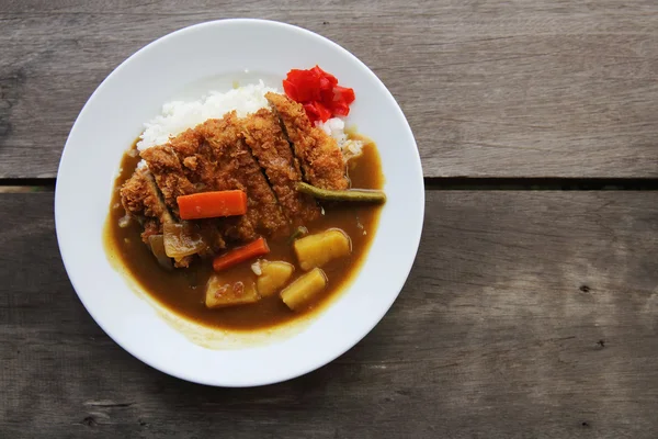 Arroz al curry con cerdo frito —  Fotos de Stock