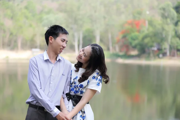 Asiatische Vorhochzeit — Stockfoto