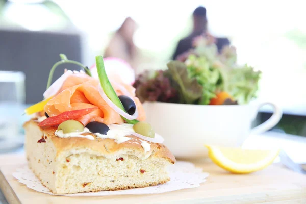 Smoked salmon with bread — Stock Photo, Image