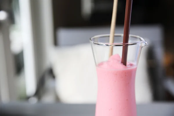 Batido de leche de fresa — Foto de Stock