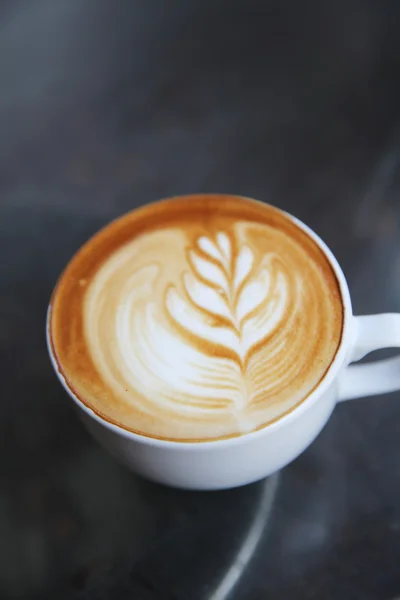 Kaffee auf Holz Hintergrund — Stockfoto