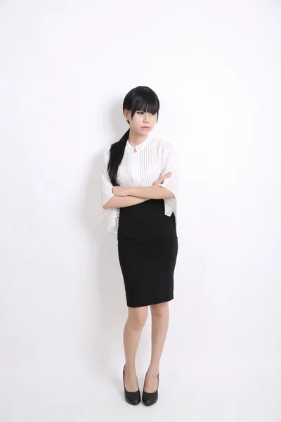 Aziatische zakenvrouw geïsoleerd op witte achtergrond — Stockfoto