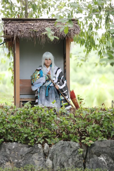 Samurai cosplay in nature — Stock Photo, Image