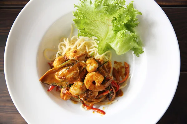 Spaghetti med skaldjur — Stockfoto