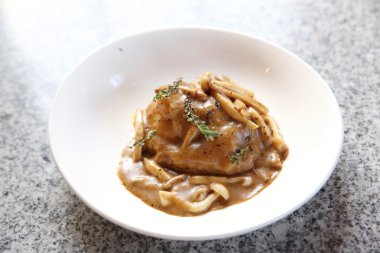 Mantarlı patates püresi