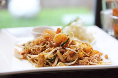 Tay gıda padthai kızarmış noodle ile karides