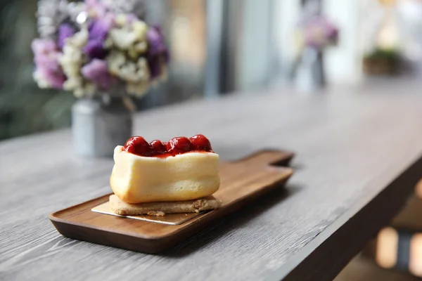 Bolo de queijo cereja — Fotografia de Stock