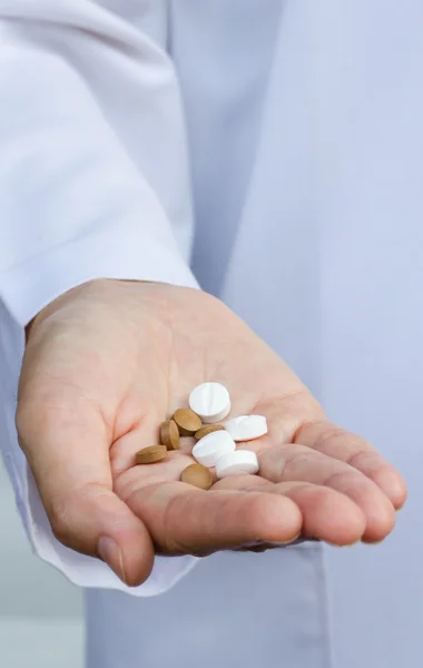 Medicamentos e comprimidos — Fotografia de Stock