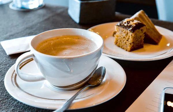 Cappuccino coffee cup — Stock Photo, Image