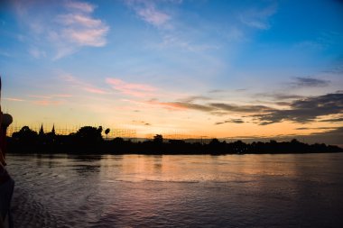 Gün batımı Mekong Nehri