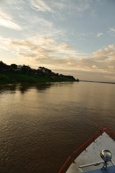Pôr do sol rio Mekong — Fotografia de Stock