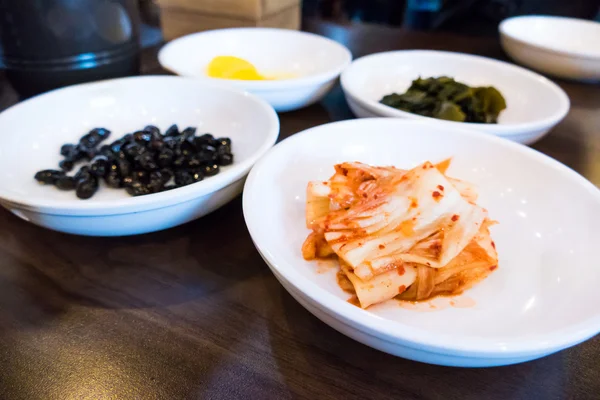 Kimchi, tradicional de la comida coreana . —  Fotos de Stock