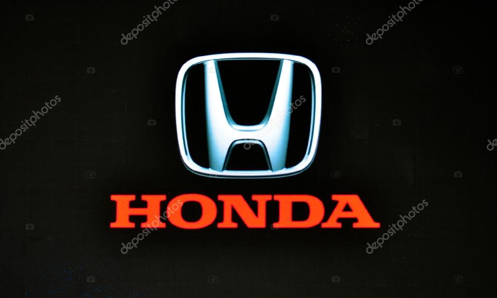 NONTHABURI - MARCH 22: Logo of Honda car on display at The 37th Bangkok International Thailand Motor Show 2016 on March 22, 2016 Nonthaburi, Thailand.