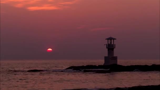 Západ slunce v oceánu, Khao Lak beach, časová prodleva. — Stock video