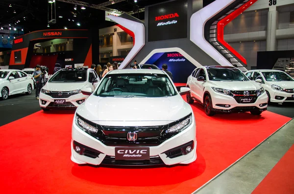 BMW coche en exhibición en Bangkok Salón Internacional del Automóvil 2016 — Foto de Stock