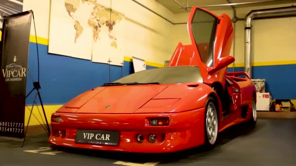 Κίεβο Ουκρανία Μαΐου 2021 Κόκκινο Πολυτελές Supercar Lamborghini Diablo Koenig — Αρχείο Βίντεο