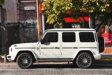 Kiev, Ukrayna - 22 Mayıs 2021: Alman SUV Mercedes-Benz G500 V8