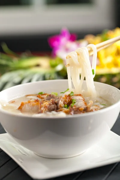 Sopa de tailandês com carne de porco — Fotografia de Stock